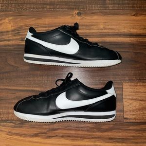 Size 11 Nike Cortez Basic Leather Shoes Black White